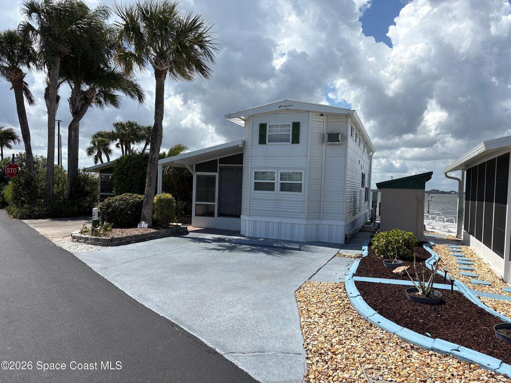 2912 Dockside Lane, Melbourne Beach, FL 32951