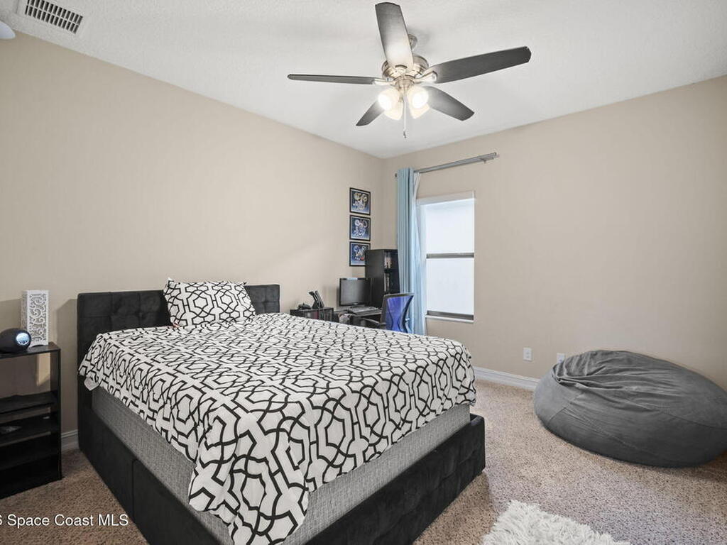 8001 Strom Park Drive, Melbourne, FL 32940