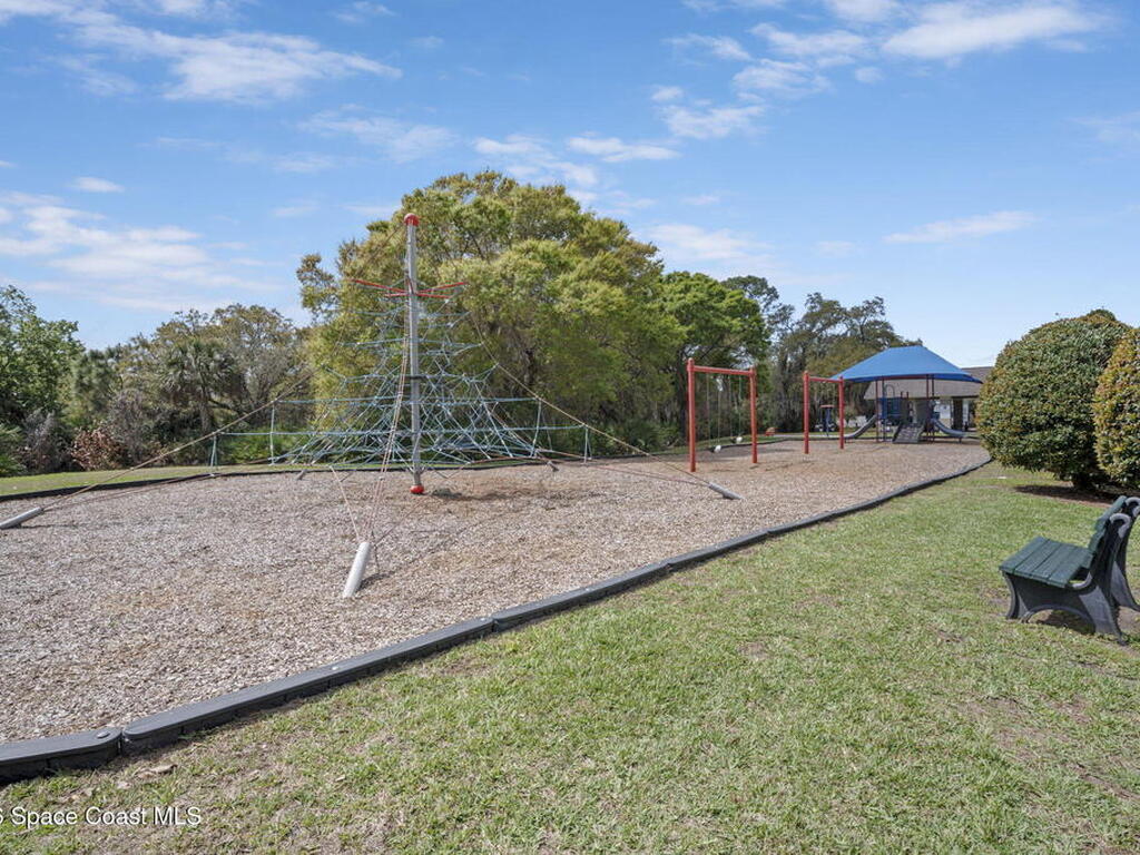 8001 Strom Park Drive, Melbourne, FL 32940