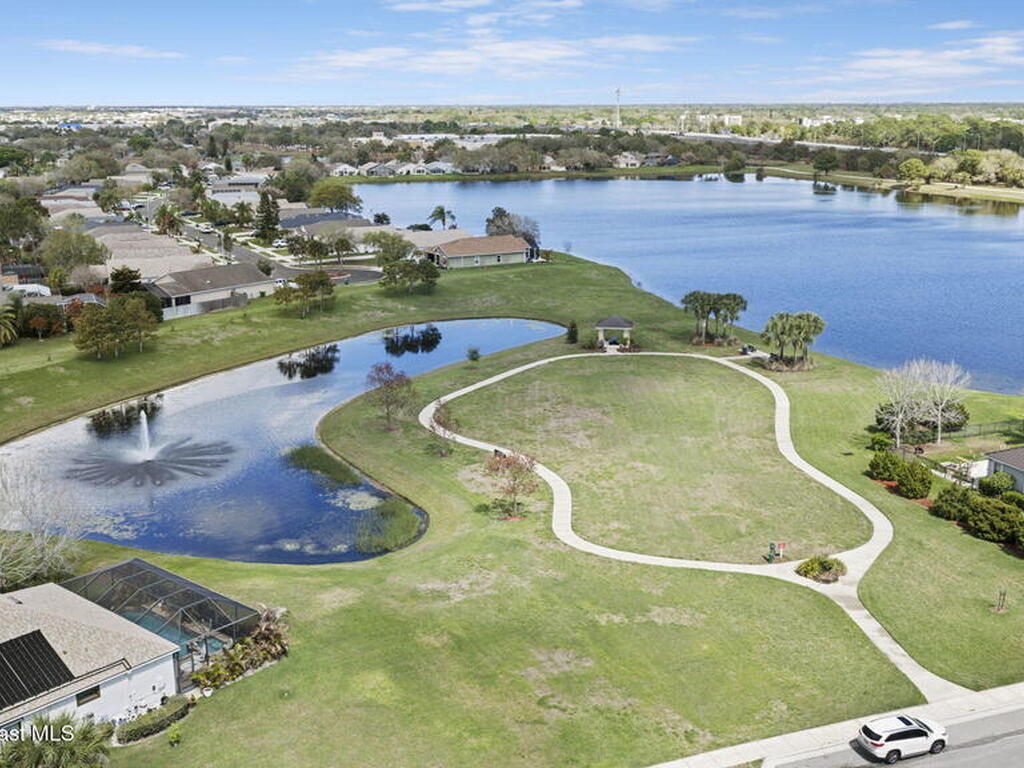 8001 Strom Park Drive, Melbourne, FL 32940
