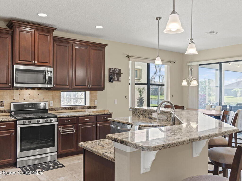 8001 Strom Park Drive, Melbourne, FL 32940
