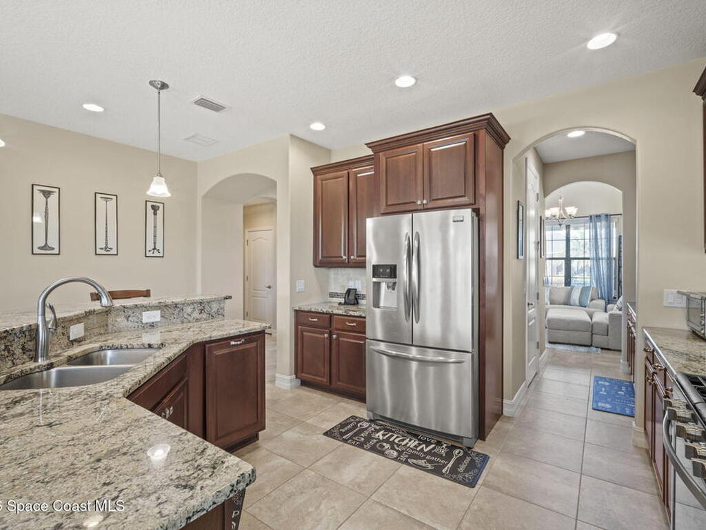 8001 Strom Park Drive, Melbourne, FL 32940