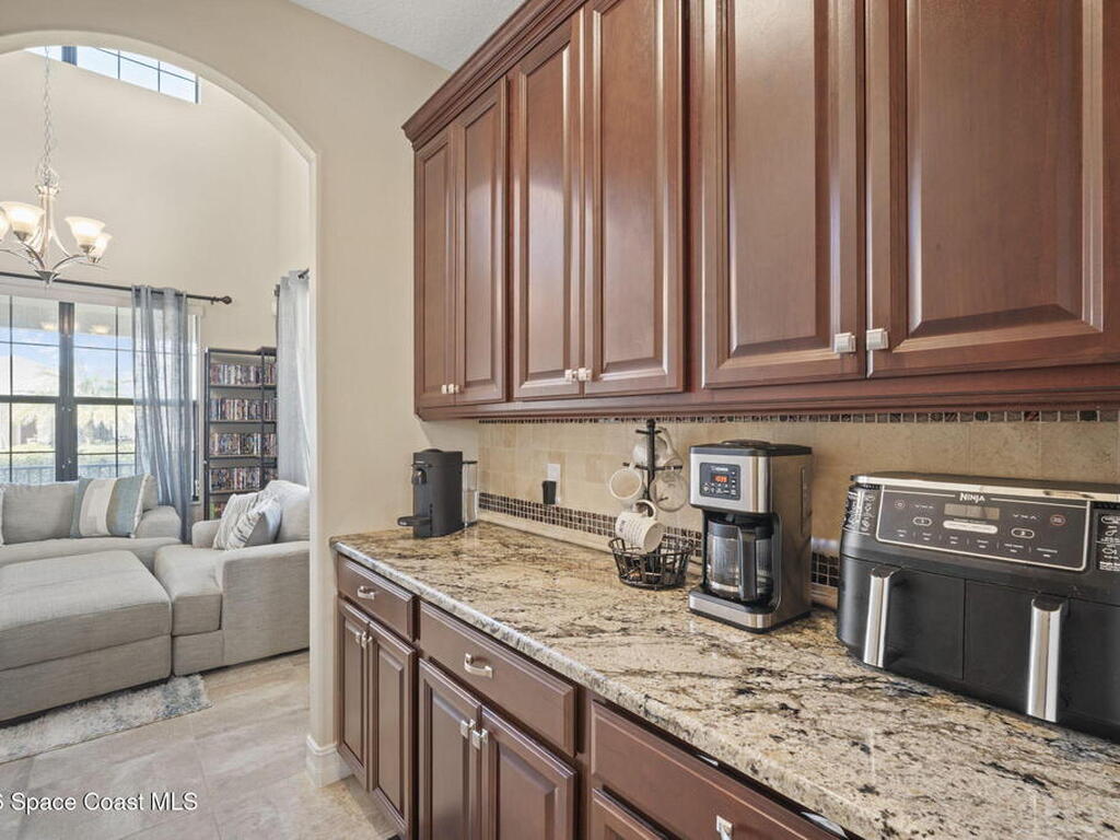 8001 Strom Park Drive, Melbourne, FL 32940