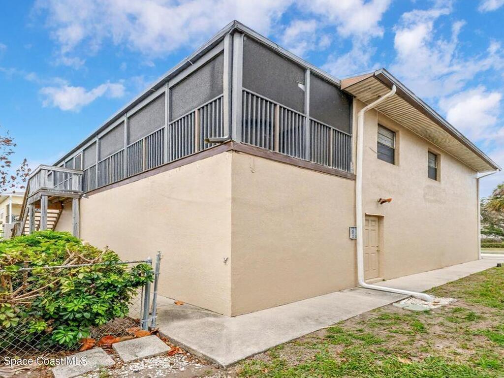 565 Jackson Avenue, Satellite Beach, FL 32937