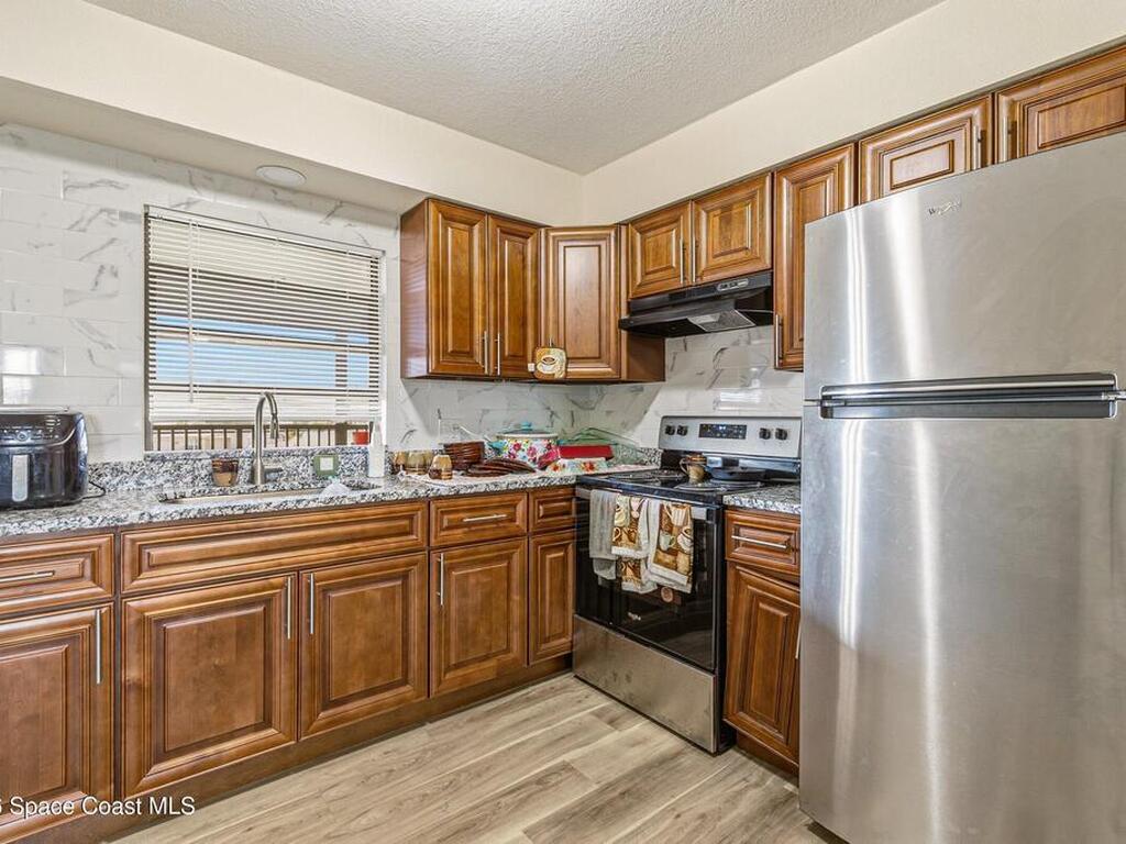 565 Jackson Avenue, Satellite Beach, FL 32937