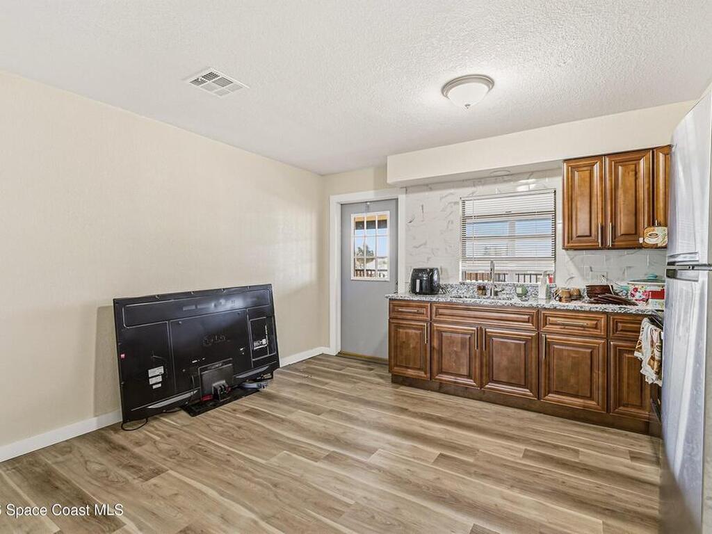 565 Jackson Avenue, Satellite Beach, FL 32937