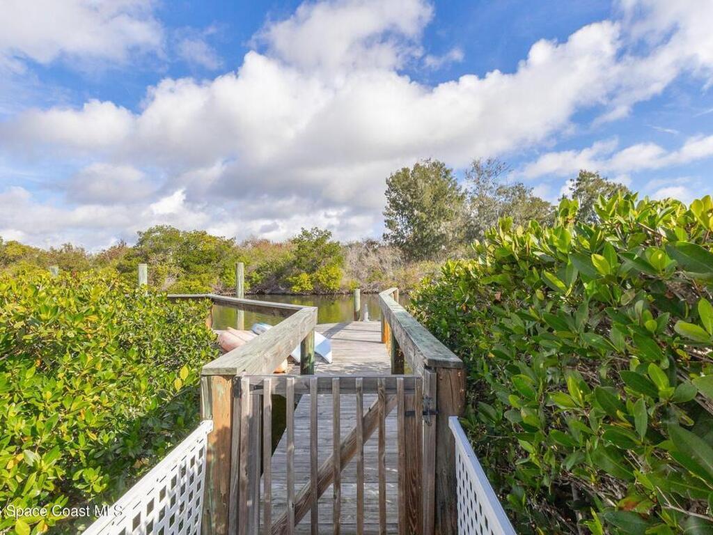 262 Lanternback Island Drive, Satellite Beach, FL 32937