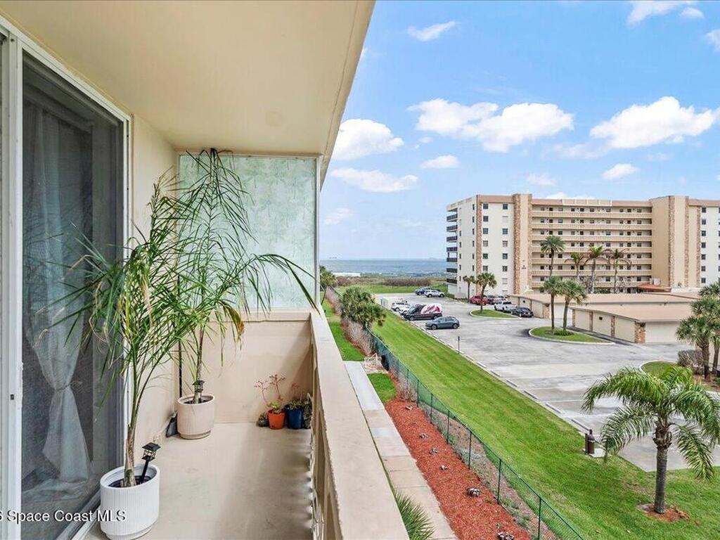 2020 N Atlantic Avenue, Cocoa Beach, FL 32931