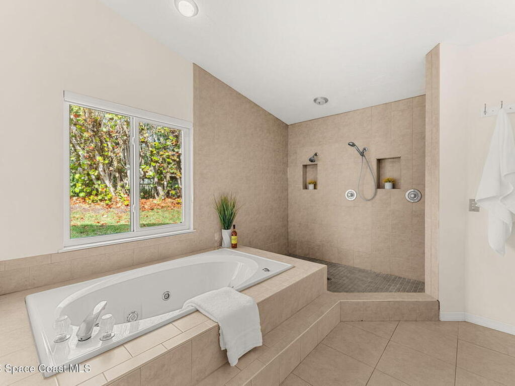 3070 Rio Plumosa, Indialantic, FL 32903