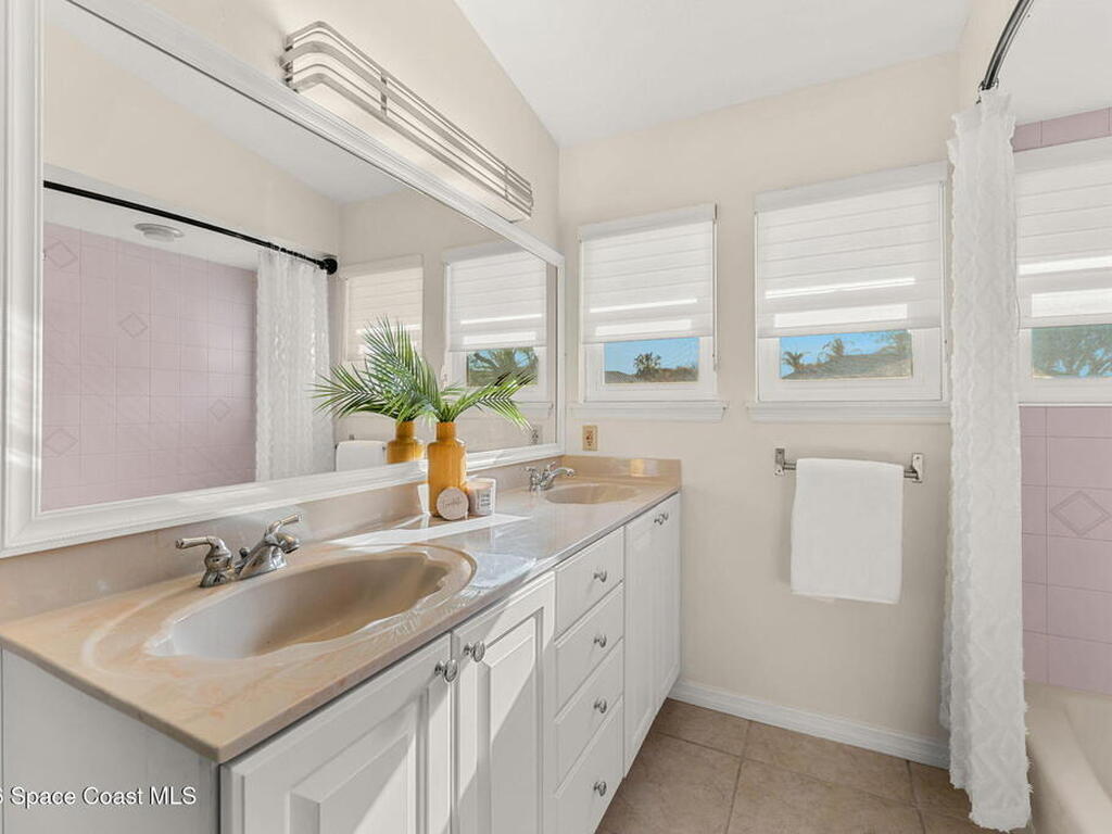 3070 Rio Plumosa, Indialantic, FL 32903