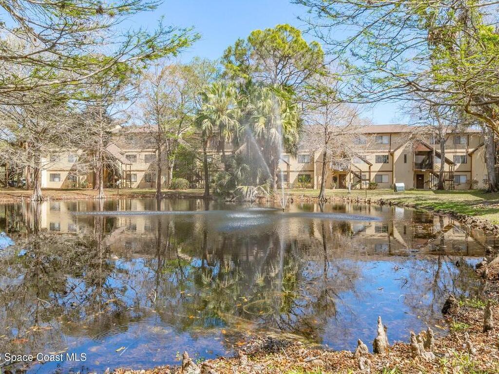 7820 Shadowood Drive, Melbourne, FL 32904