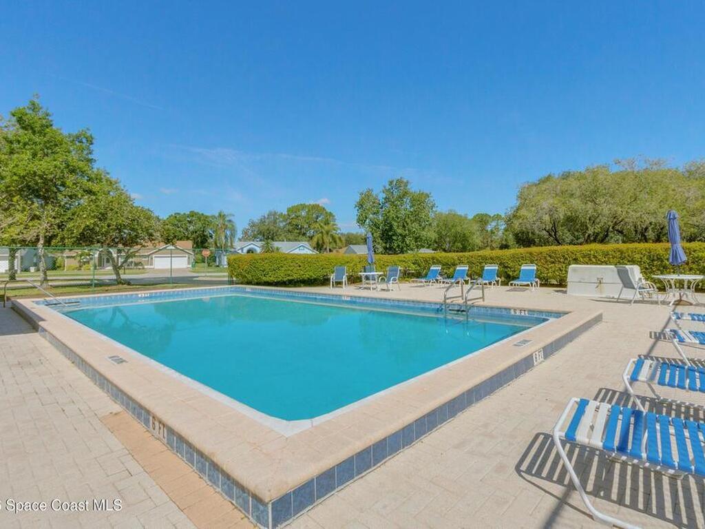 7820 Shadowood Drive, Melbourne, FL 32904