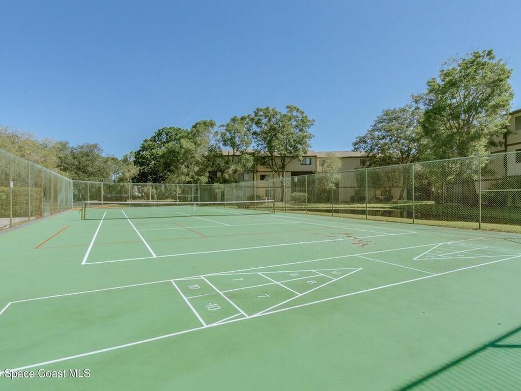 7820 Shadowood Drive, Melbourne, FL 32904