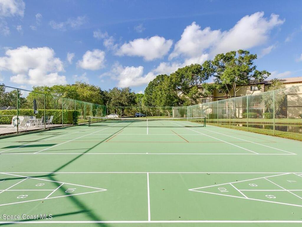 7820 Shadowood Drive, Melbourne, FL 32904
