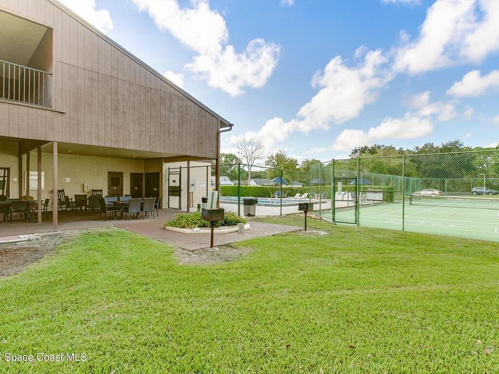 7820 Shadowood Drive, Melbourne, FL 32904