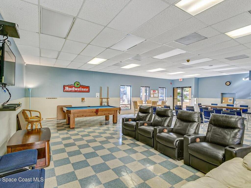 7820 Shadowood Drive, Melbourne, FL 32904