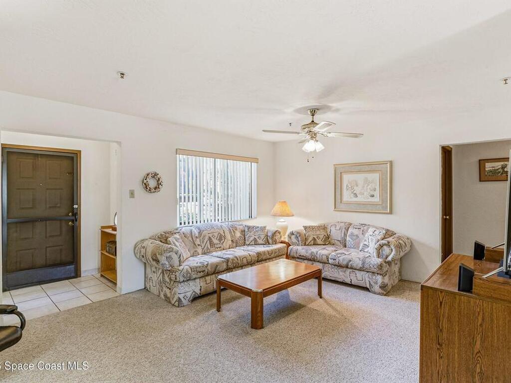 7820 Shadowood Drive, Melbourne, FL 32904