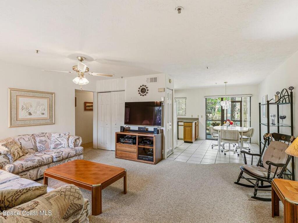 7820 Shadowood Drive, Melbourne, FL 32904