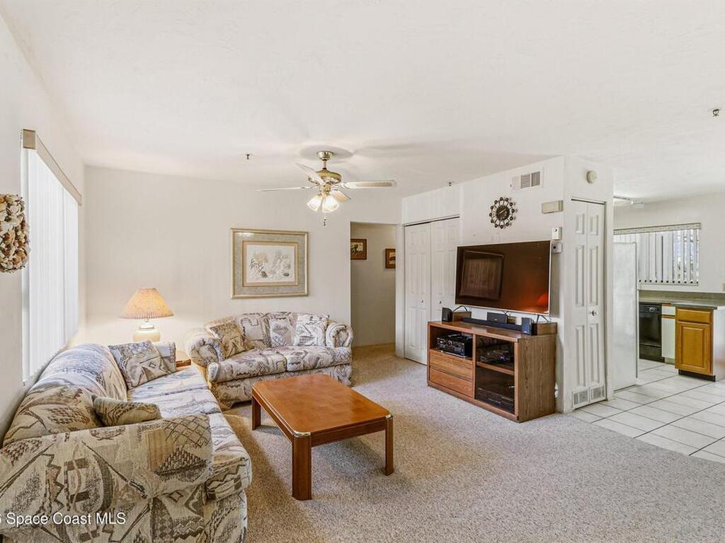 7820 Shadowood Drive, Melbourne, FL 32904