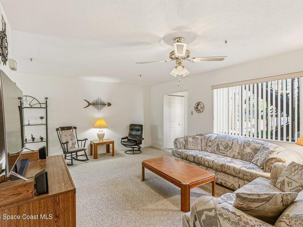 7820 Shadowood Drive, Melbourne, FL 32904
