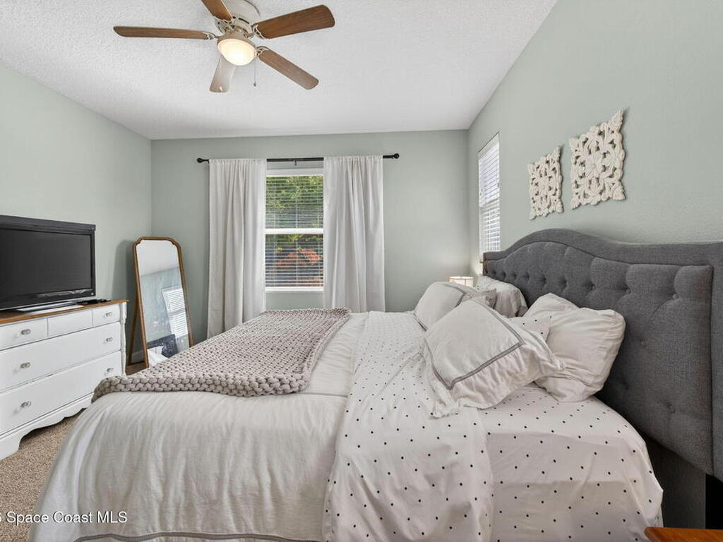 1046 N Tropical Trail, Merritt Island, FL 32953