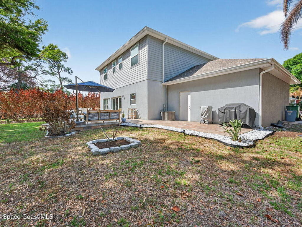 1046 N Tropical Trail, Merritt Island, FL 32953