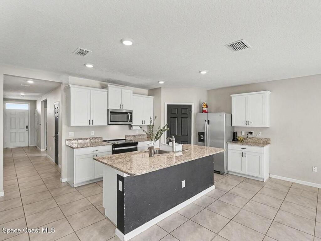 7539 Tourmaline Drive, Grant, FL 32949