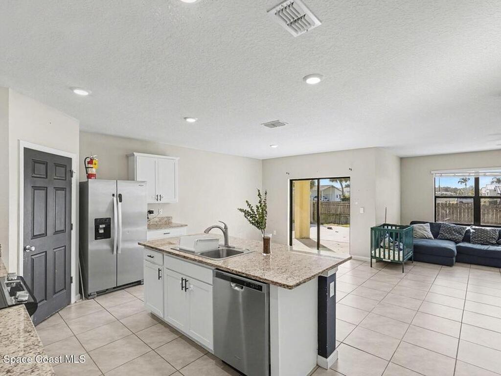 7539 Tourmaline Drive, Grant, FL 32949