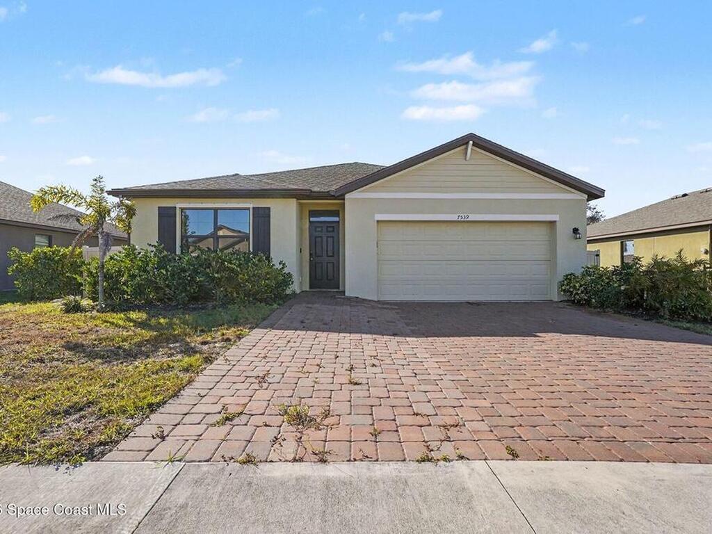 7539 Tourmaline Drive, Grant, FL 32949