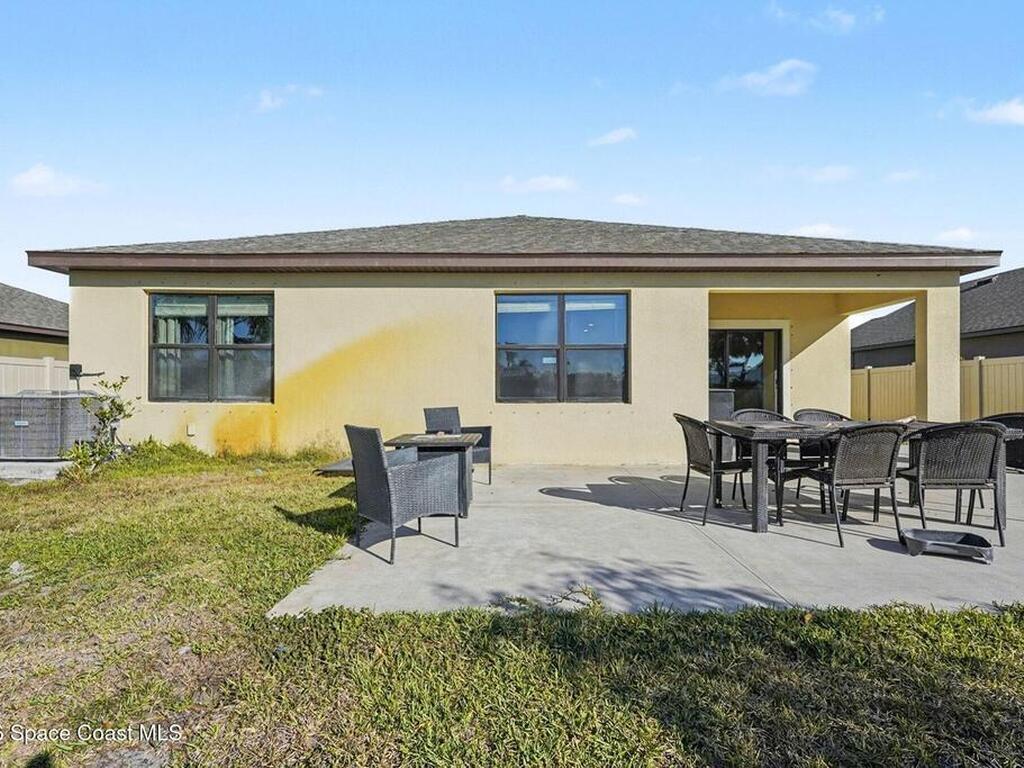 7539 Tourmaline Drive, Grant, FL 32949