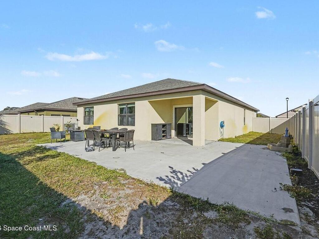 7539 Tourmaline Drive, Grant, FL 32949