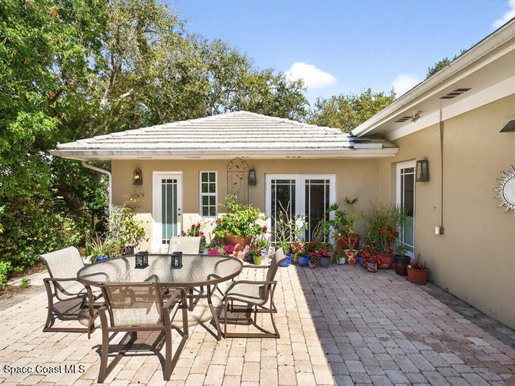 4691 Pebble Bay Circle, Indian River Shores, FL 32963