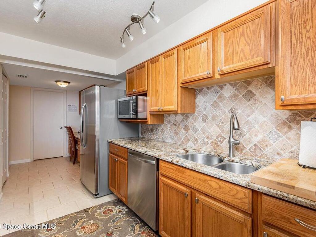 525 Indian River Avenue, Titusville, FL 32796