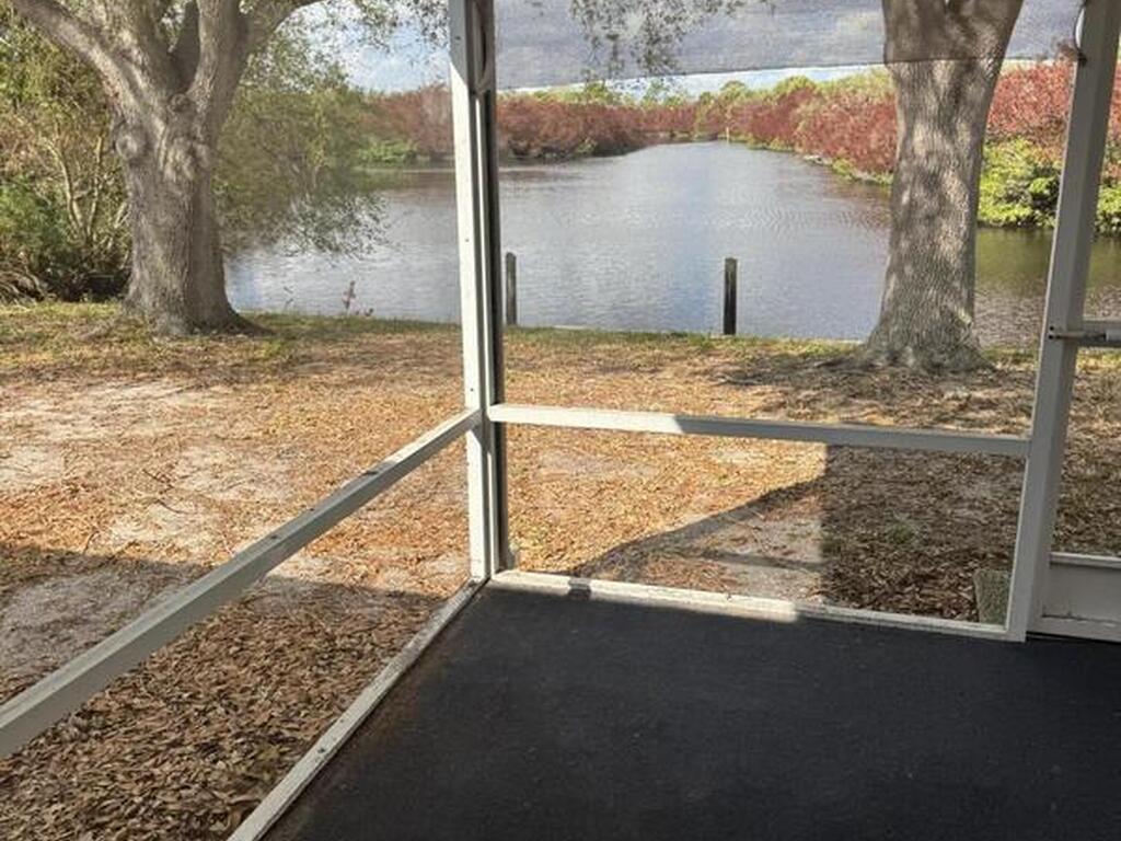 1525 Tarpon Street, Merritt Island, FL 32952