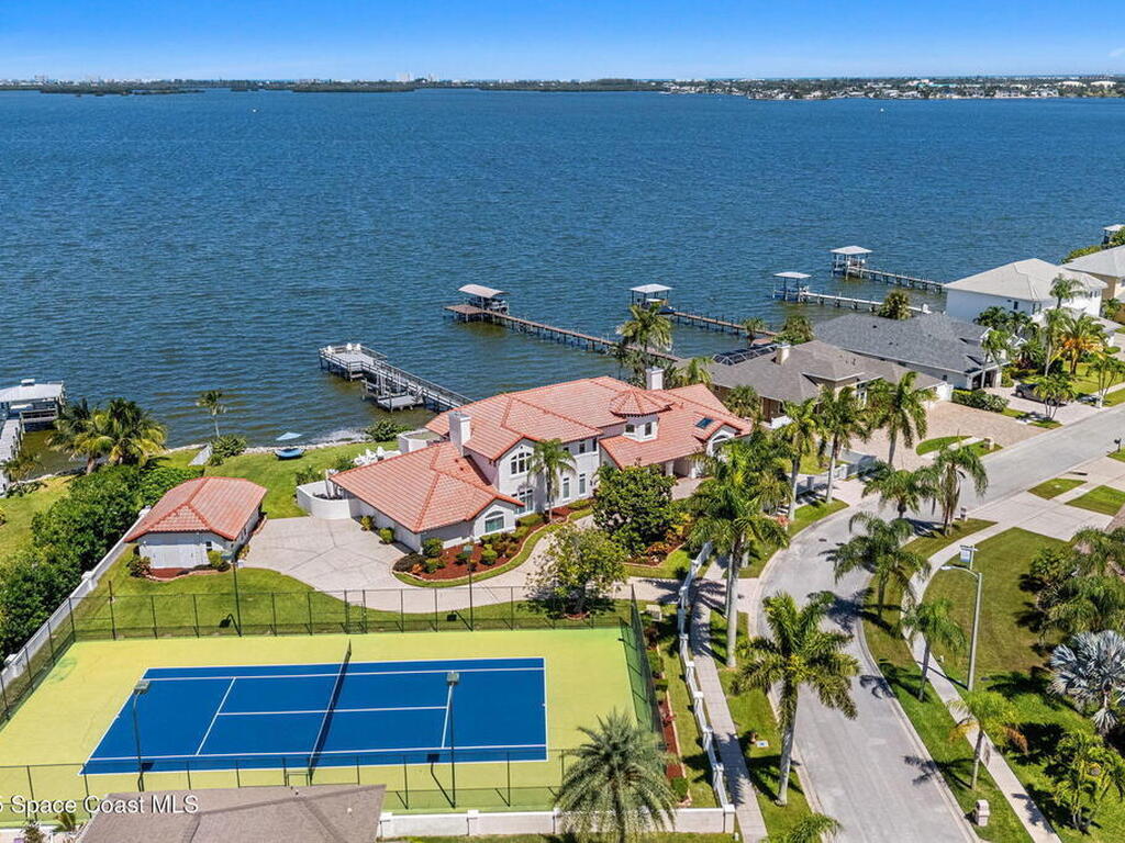 1840 Harbor Point Drive, Merritt Island, FL 32952