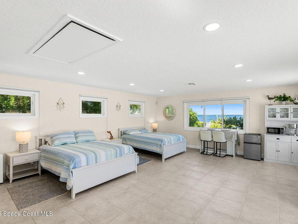 1840 Harbor Point Drive, Merritt Island, FL 32952