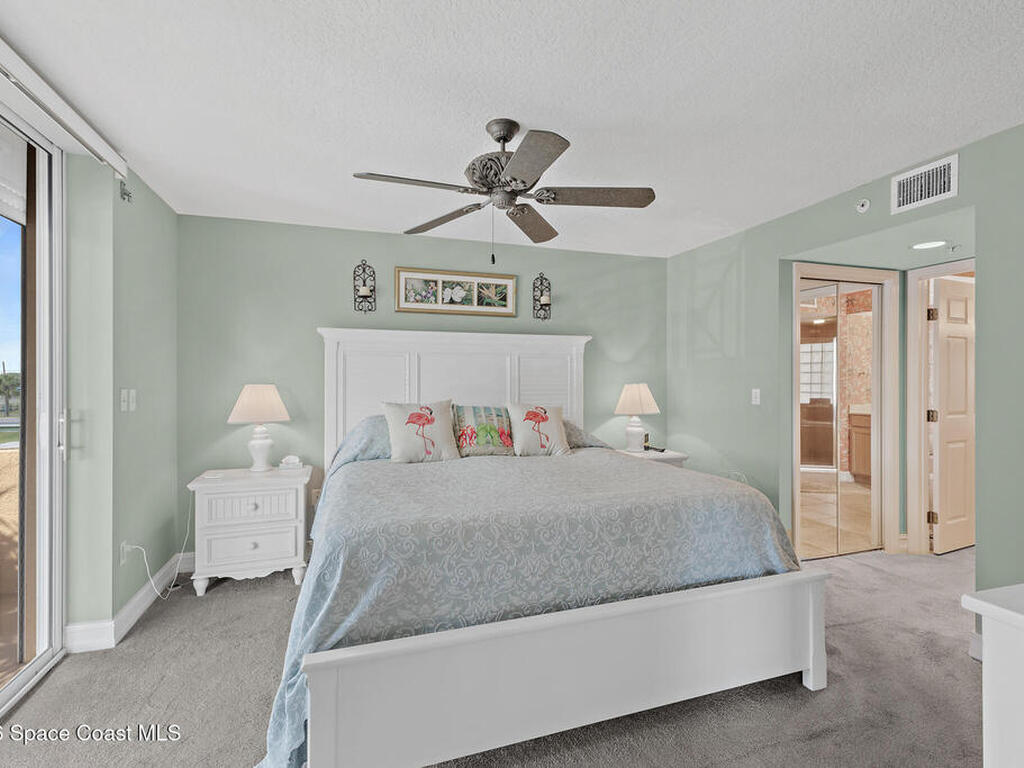 8472 Ridgewood Avenue, Cape Canaveral, FL 32920