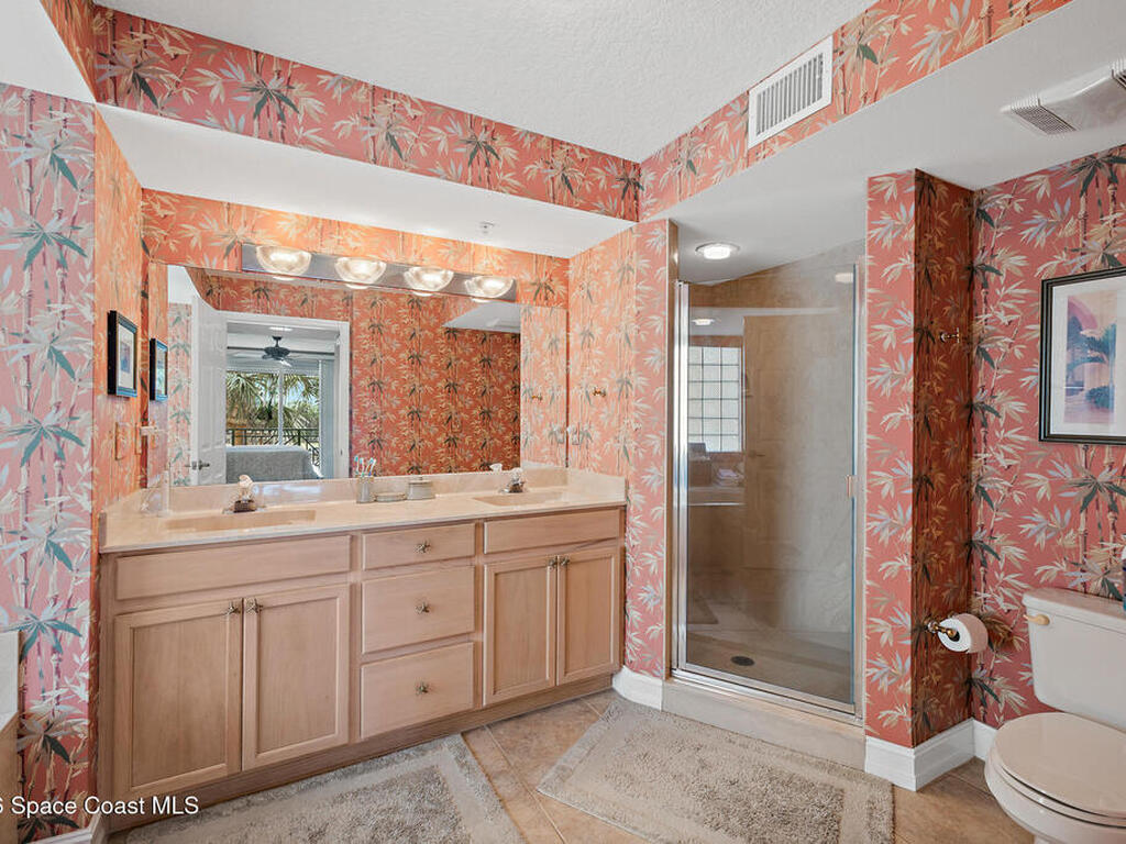 8472 Ridgewood Avenue, Cape Canaveral, FL 32920