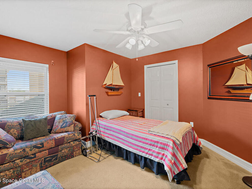 8472 Ridgewood Avenue, Cape Canaveral, FL 32920