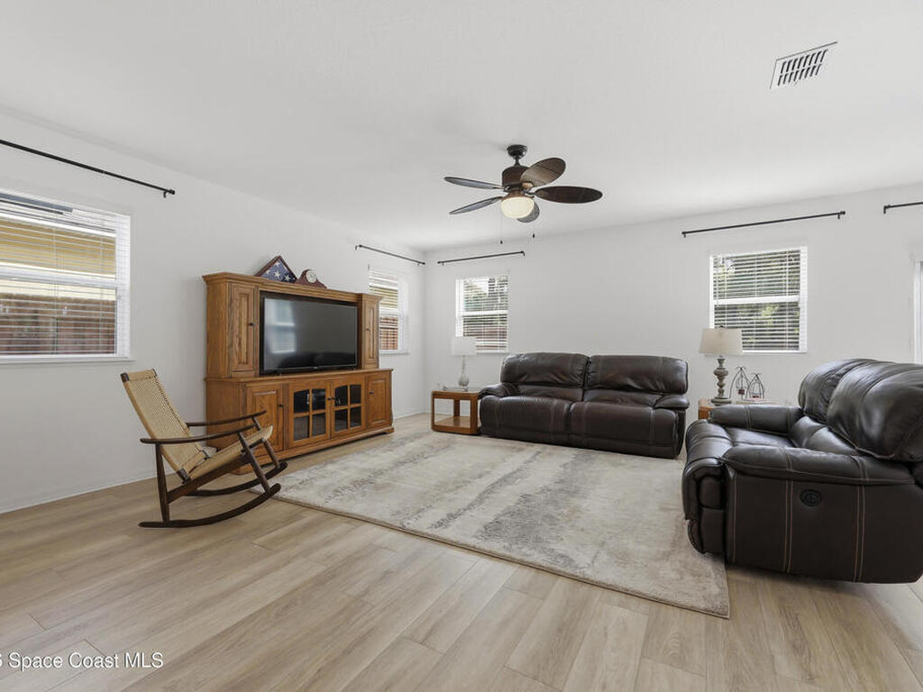 5573 Reagan Avenue, Titusville, FL 32780