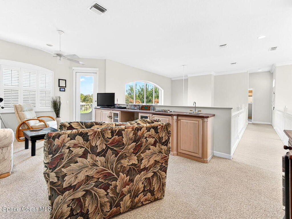 340 Newport Drive, Indialantic, FL 32903