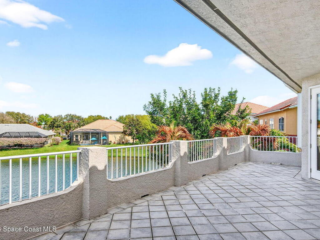 340 Newport Drive, Indialantic, FL 32903