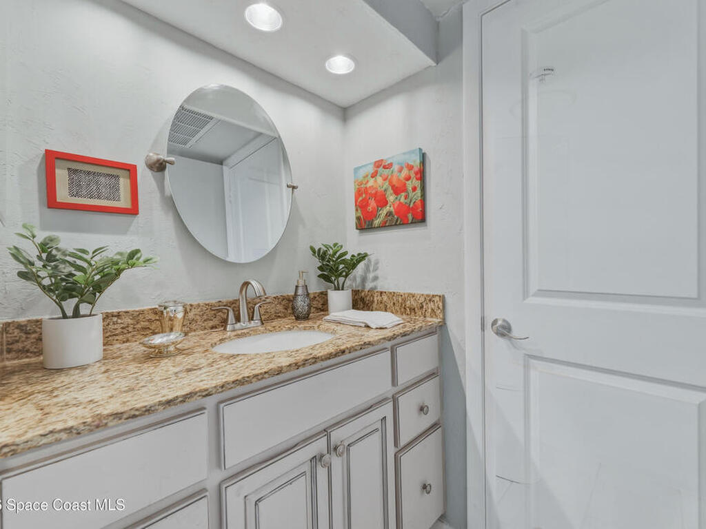 1209 E New Haven Avenue, Melbourne, FL 32901