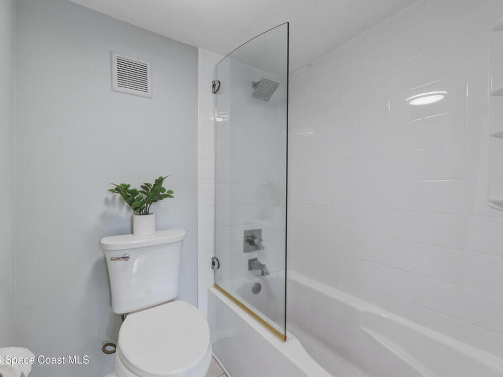1209 E New Haven Avenue, Melbourne, FL 32901