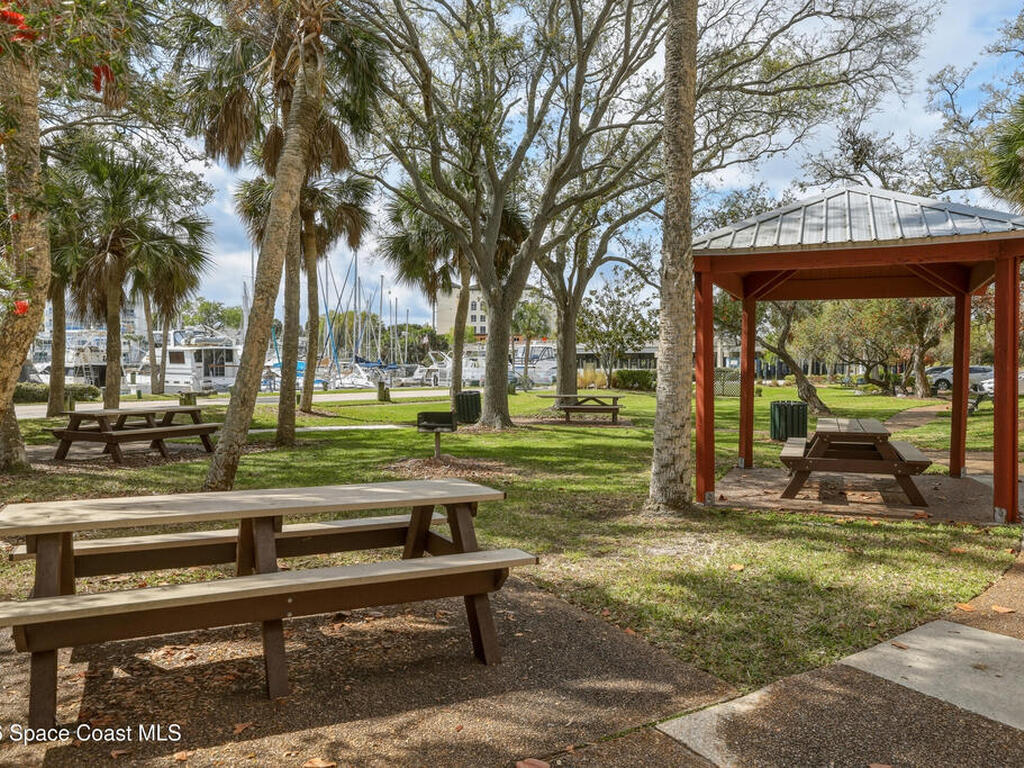 1209 E New Haven Avenue, Melbourne, FL 32901