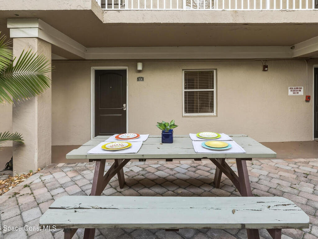 1209 E New Haven Avenue, Melbourne, FL 32901