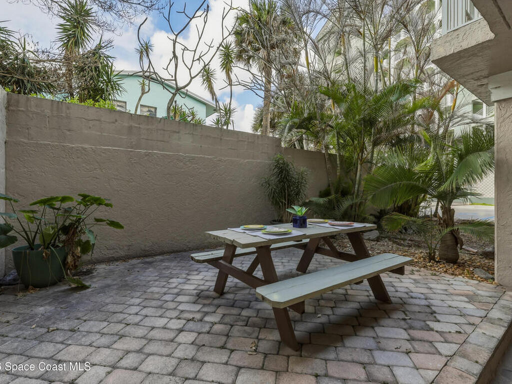 1209 E New Haven Avenue, Melbourne, FL 32901