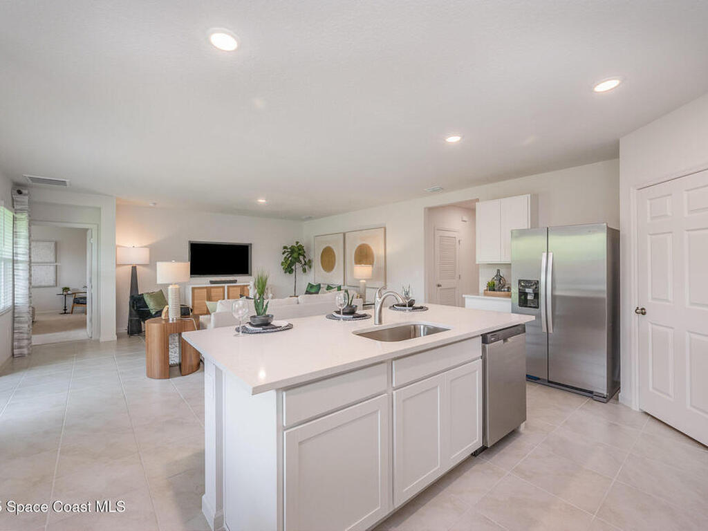 2771 Indian River Parkway, Mims, FL 32754