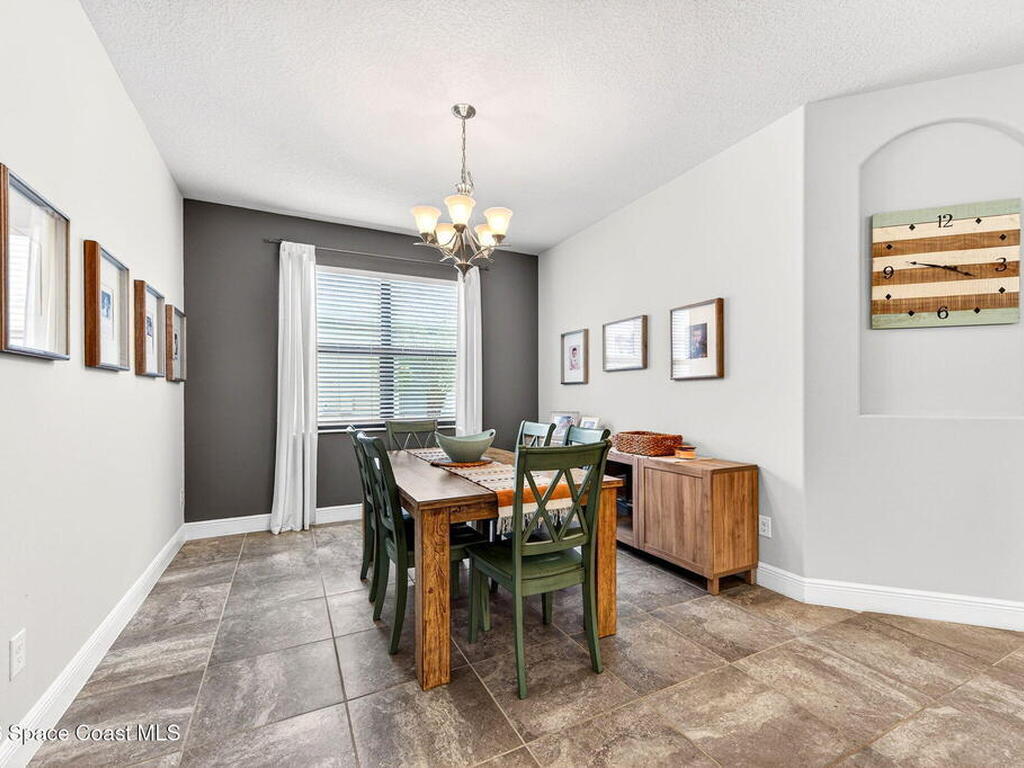 8023 Creshire Court, Melbourne, FL 32940