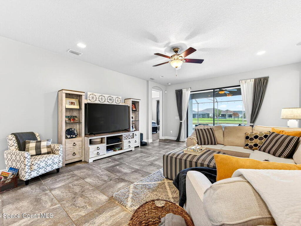 8023 Creshire Court, Melbourne, FL 32940